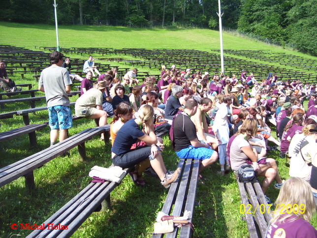 017  Dopoledn  slunce nep  jemn  pra ilo